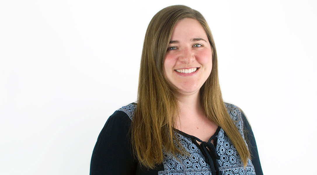 Customer Service Elly